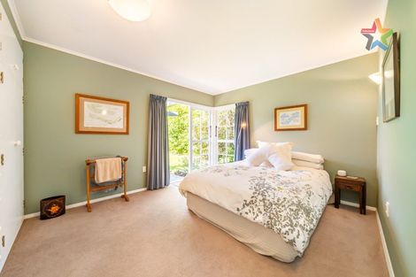 Photo of property in 18 Hautana Square, Woburn, Lower Hutt, 5010