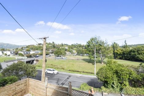 Photo of property in 33 Thomas Street, Stokes Valley, Lower Hutt, 5019