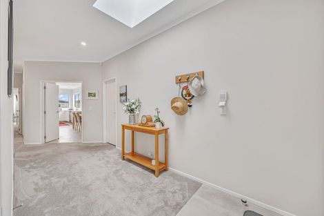 Photo of property in 6 Kainga Lane, Whenuapai, Auckland, 0618