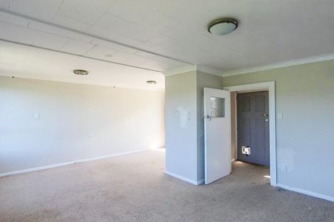 Photo of property in 32 Adderley Terrace, Ravensbourne, Dunedin, 9022