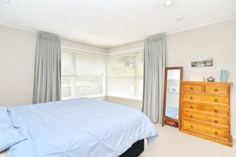 Photo of property in 30 Sevenoaks Drive, Bryndwr, Christchurch, 8053