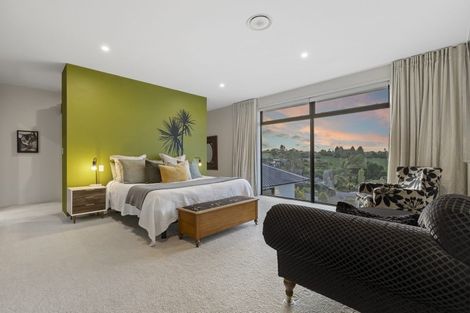 Photo of property in 101 Oteki Park Drive, Welcome Bay, Tauranga, 3112