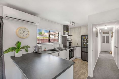 Photo of property in 2/99 Seddon Street, Pukekohe, 2120