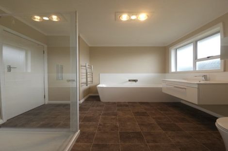 Photo of property in 264 London Street, Tawhero, Whanganui, 4501