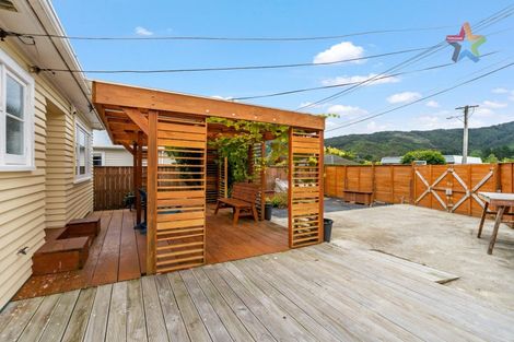 Photo of property in 1 Peel Place, Wainuiomata, Lower Hutt, 5014