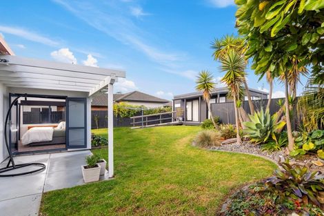 Photo of property in 46 Katerini Grove, Papamoa Beach, Papamoa, 3118