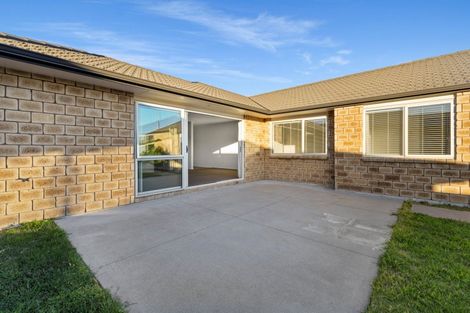 Photo of property in 21 Ponga Place, Papamoa Beach, Papamoa, 3118