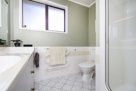 Photo of property in 26 Granville Drive, Massey, Auckland, 0614