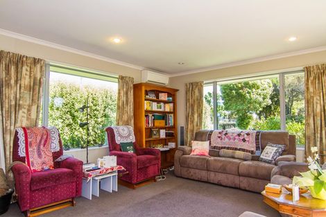 Photo of property in 37a Douglas Road, Amberley, 7410