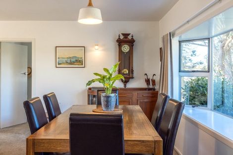 Photo of property in 17 Wellington Road, Surfdale, Waiheke Island, 1081