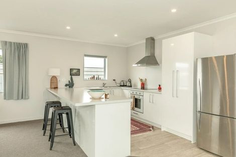 Photo of property in 9 Russell Street, Westport, 7825