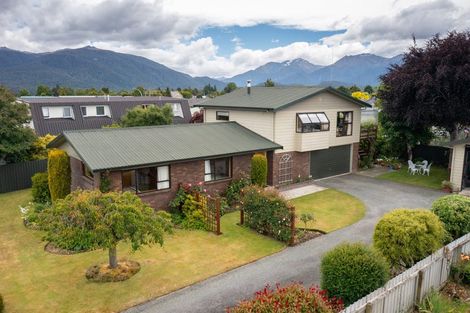 Photo of property in 13 Bowen Street, Te Anau, 9600