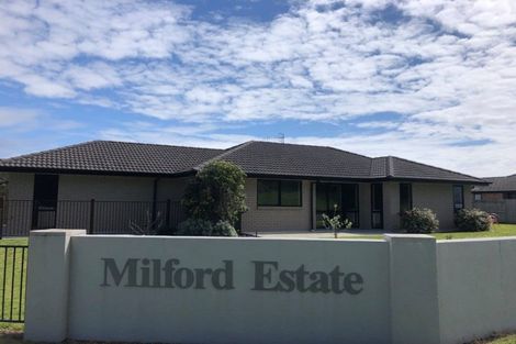 Photo of property in 182 Doncaster Drive, Papamoa Beach, Papamoa, 3118