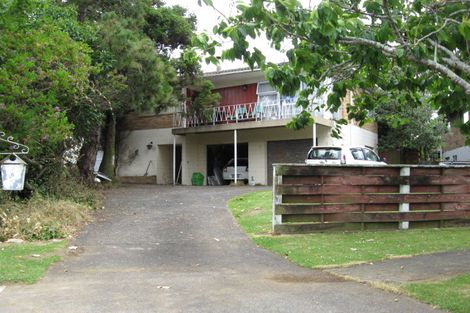 Photo of property in 6 Anarahi Place, Mangere Bridge, Auckland, 2022