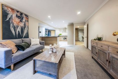 Photo of property in 6 Kilimanjaro Drive, Northpark, Auckland, 2013