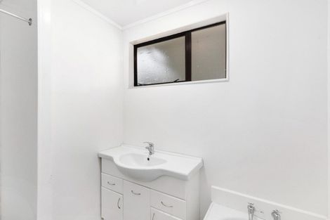 Photo of property in 21 Marne Grove, Waitangirua, Porirua, 5024