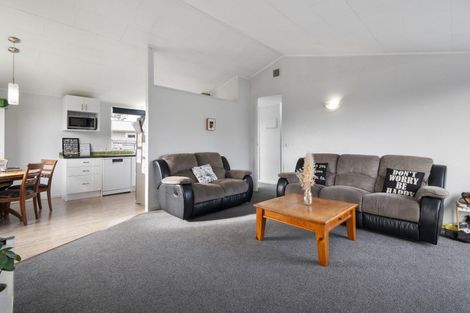 Photo of property in 46 Seaforth Avenue, Milson, Palmerston North, 4414