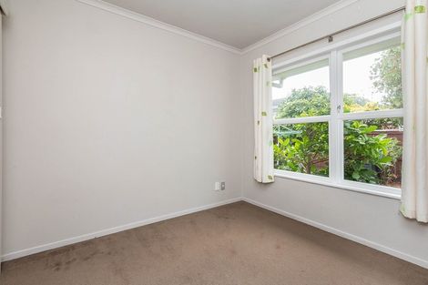 Photo of property in 2/12 Walter Street, Hauraki, Auckland, 0622