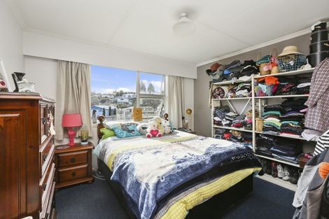 Photo of property in 1 Carlton Terrace, Westown, New Plymouth, 4310