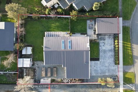 Photo of property in 34 Clyde Street, Winton, 9720