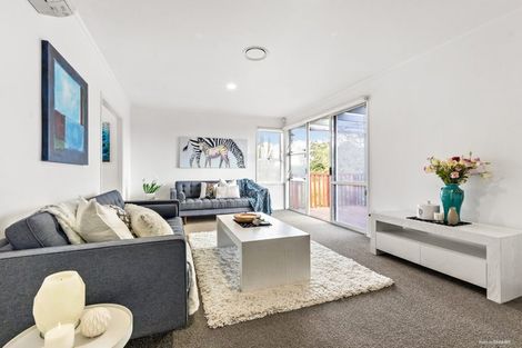 Photo of property in 4 Malmo Place, Massey, Auckland, 0614