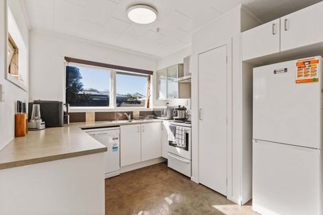 Photo of property in 5 Tudor Place, Mount Maunganui, 3116