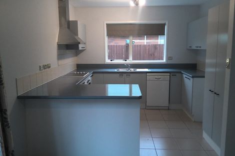 Photo of property in 8 Riegler Place, Belfast, Christchurch, 8051