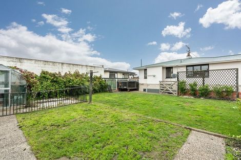 Photo of property in 16 Esk Place, Mosgiel, 9024