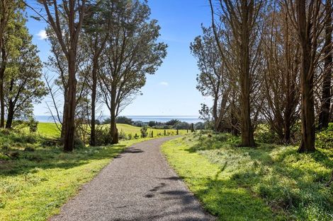 Photo of property in 49 Links Drive, Waiwhakaiho, New Plymouth, 4312