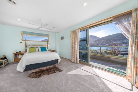 Photo of property in 690 Peninsula Road, Kelvin Heights, Queenstown, 9300