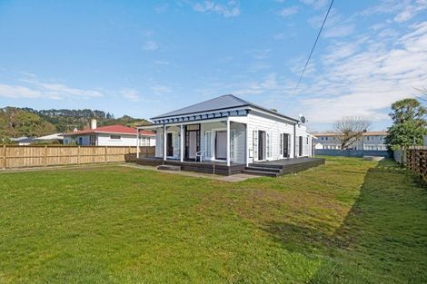 Photo of property in 11 Endcliffe Road, Kaiti, Gisborne, 4010