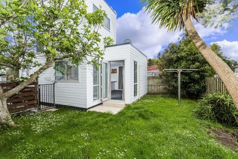 Photo of property in 44a Waverley Avenue, Glenfield, Auckland, 0629