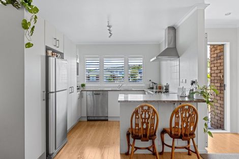 Photo of property in 39 Elizabeth Street, Orewa, 0931