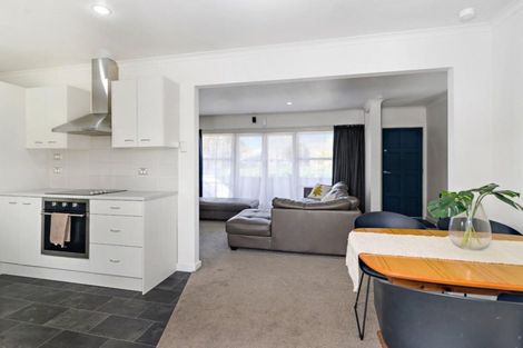 Photo of property in 8 Ngahu Street, Fairy Springs, Rotorua, 3015