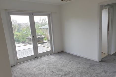 Photo of property in 24 Hinau Street, New Lynn, Auckland, 0600