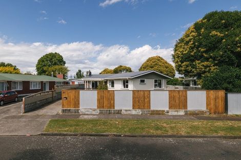 Photo of property in 27 Cavendish Crescent, Awapuni, Palmerston North, 4412