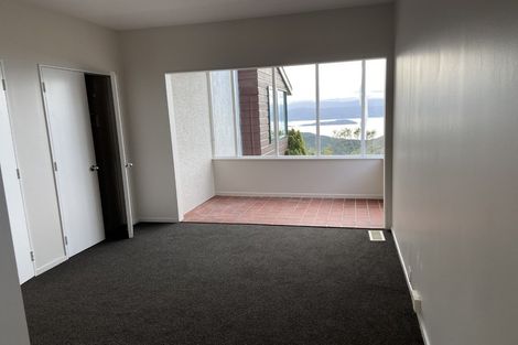 Photo of property in 8 Nagpur Terrace, Broadmeadows, Wellington, 6035