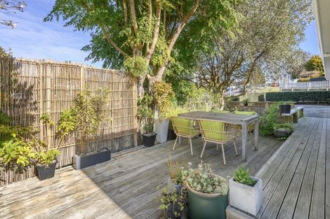 Photo of property in 2/19 Sixth Avenue, Tauranga, 3110