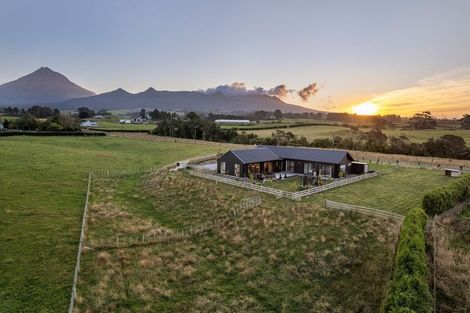 Photo of property in 589 Kent Road, Korito, New Plymouth, 4371