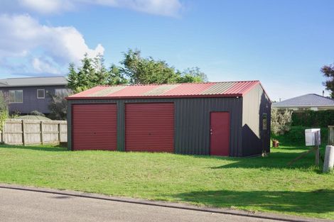 Photo of property in 57 Gawler Street, Te Horo Beach, Otaki, 5581