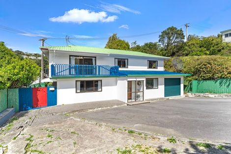 Photo of property in 33 Hindmarsh Street, Johnsonville, Wellington, 6037