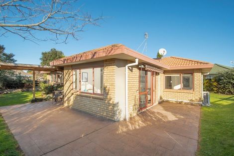 Photo of property in 24 Luculia Drive, Mount Maunganui, 3116