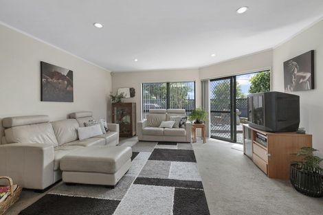 Photo of property in 20 Moana Road, Paraparaumu, 5032