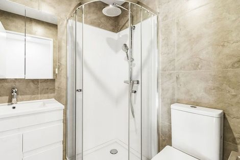 Photo of property in 9/54 Swanson Road, Henderson, Auckland, 0610