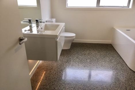 Photo of property in 7 Farnworth Terrace, Churton Park, Wellington, 6037