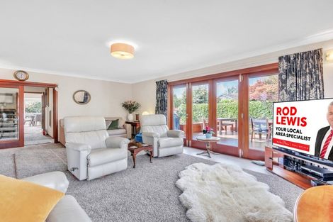 Photo of property in 2/19 Raxworthy Street, Ilam, Christchurch, 8041