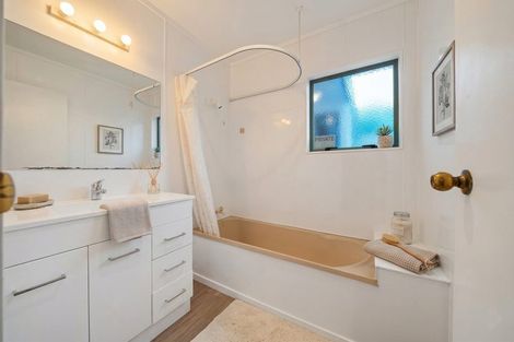 Photo of property in 2/16 Airfield Road, Takanini, 2112