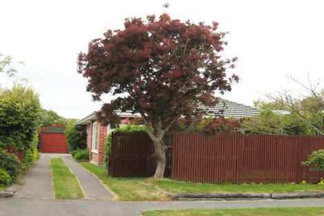Photo of property in 2 Shaftesbury Street Avonhead Christchurch City