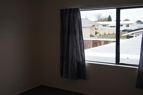 Photo of property in 29/2 Silvan Place, Bell Block, New Plymouth, 4312