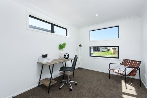 Photo of property in 28 Knightia Drive, Papamoa Beach, Papamoa, 3118